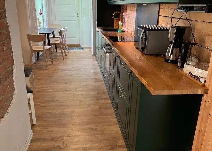 View In Center Of - 3 Bedrooms Apartament