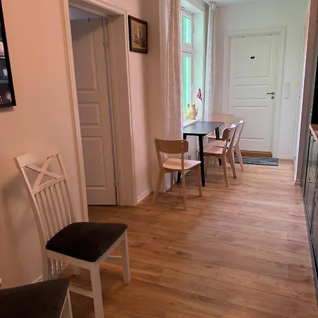 View In Center Of - 3 Bedrooms 베르겐